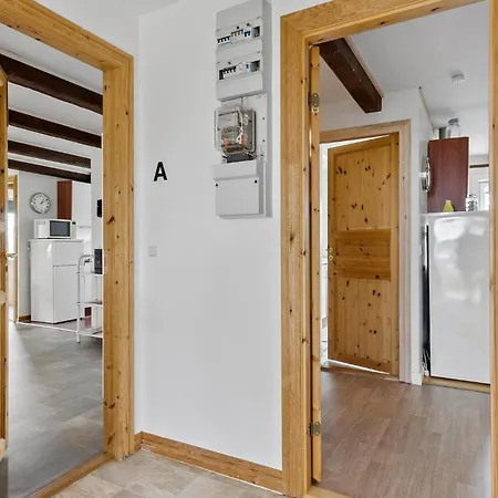 2 Bedroom Stunning In Apartmán Fåborg