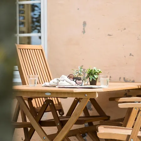 2 Bedroom Stunning In Fåborg