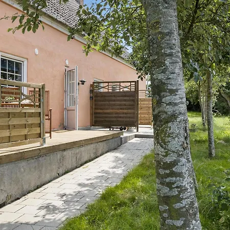 2 Bedroom Stunning In * Fåborg